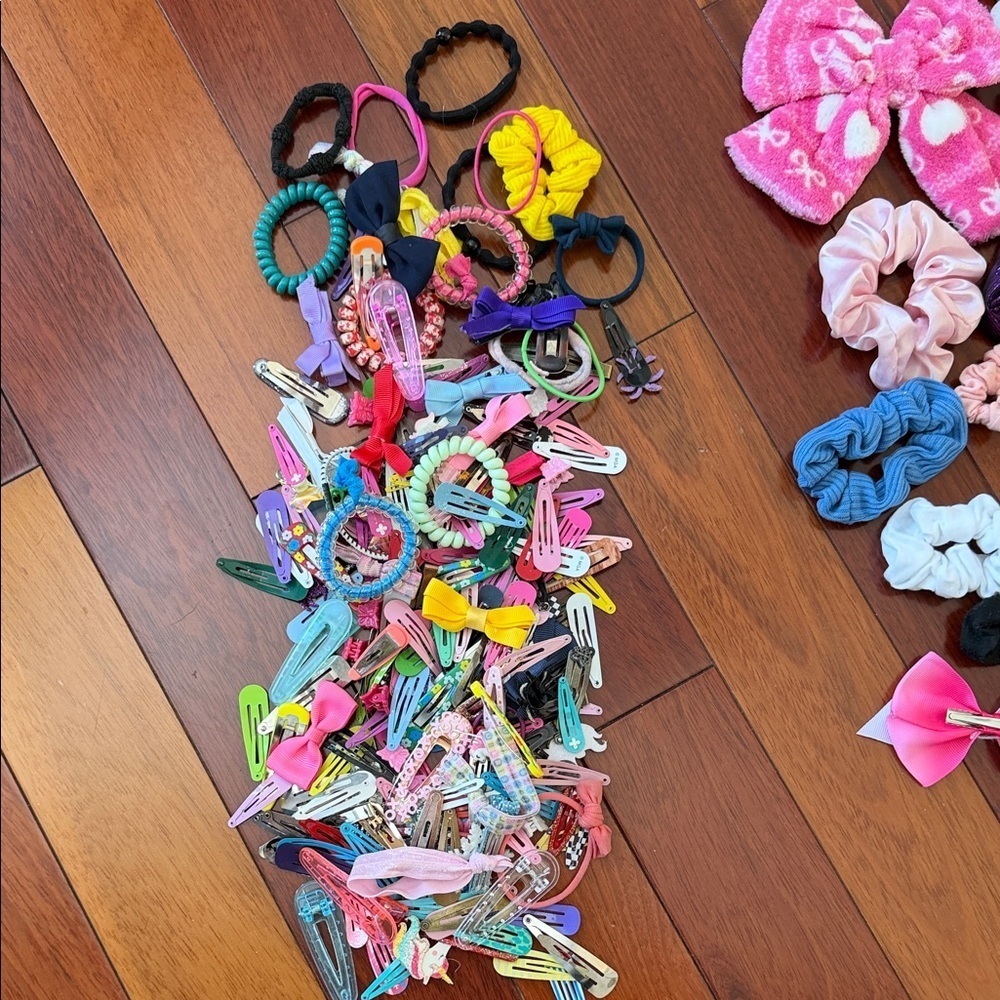 Colorful Hair Accessories Collection - Picture 2 of 11
